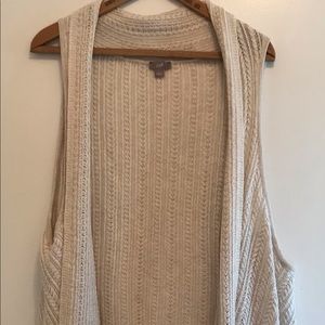 Barely worn flowing cardigan